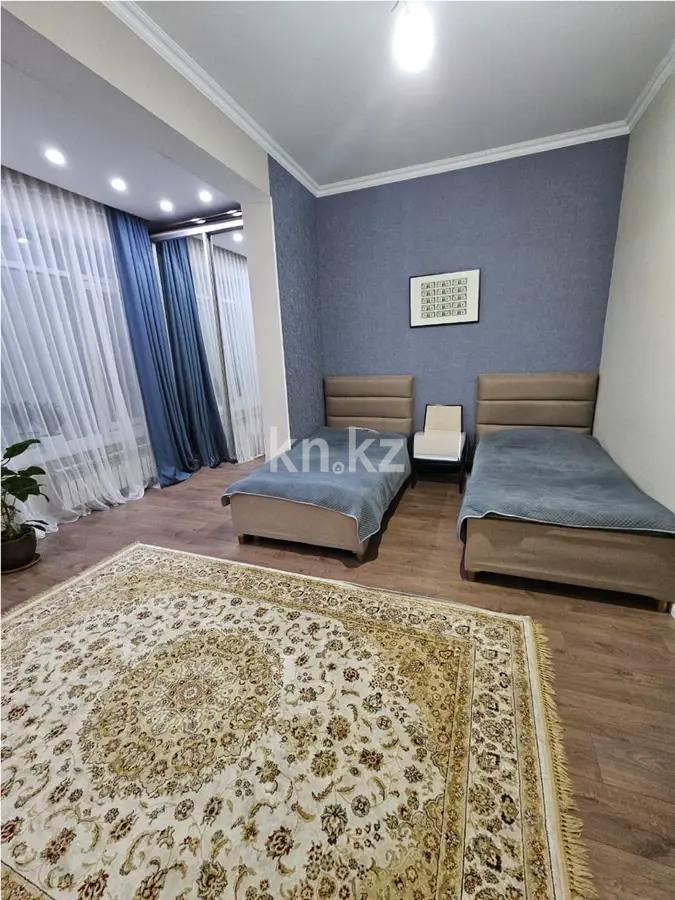 Продажа 4-комнатной квартиры, 130.5 м² в Алматы - фото 3