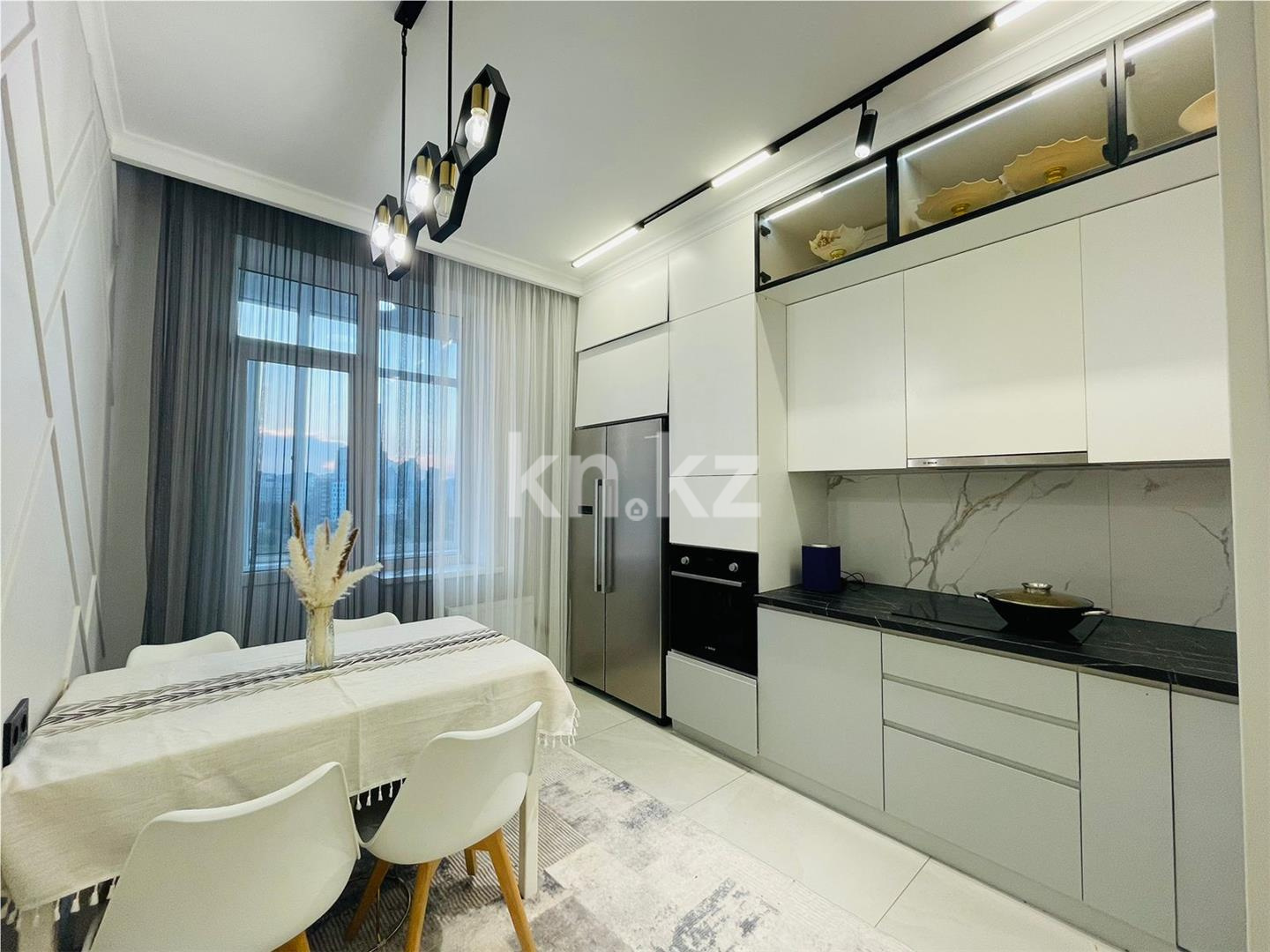 Продажа 4-комнатной квартиры, 121 м², ул. Жошы хана в Астане - фото 2