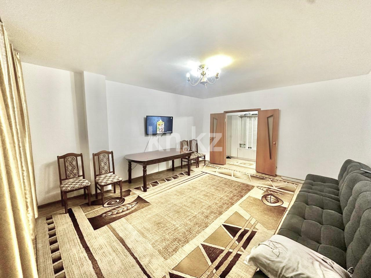 Продажа 3-комнатной квартиры, 94 м², мкр. Голубые Пруды в Караганде - фото 2