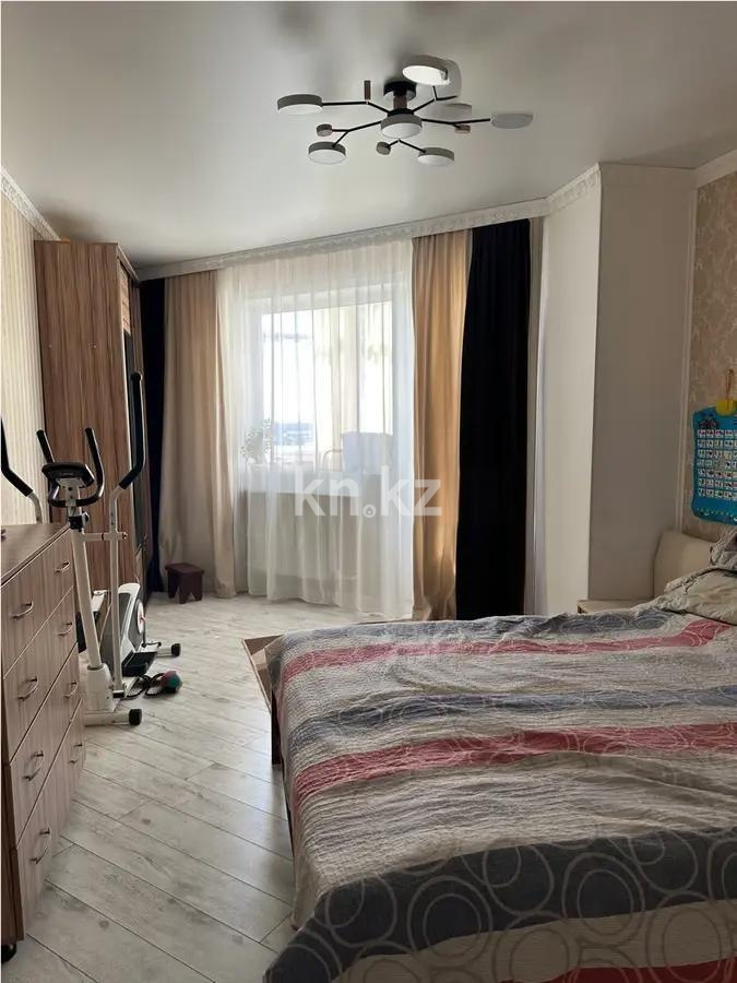 Продажа 3-комнатной квартиры, 110 м², пр. Республики, дом  1/3 в Караганде - фото 2