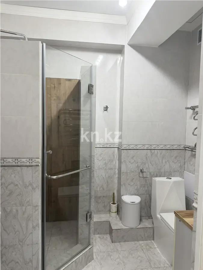 Продажа 2-комнатной квартиры, 80 м², мкр-н 8, дом  41/6 в Алматы - фото 5