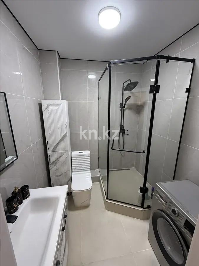 Продажа 3-комнатной квартиры, 70 м², ул. Тургута Озала, дом  194 в Алматы - фото 5