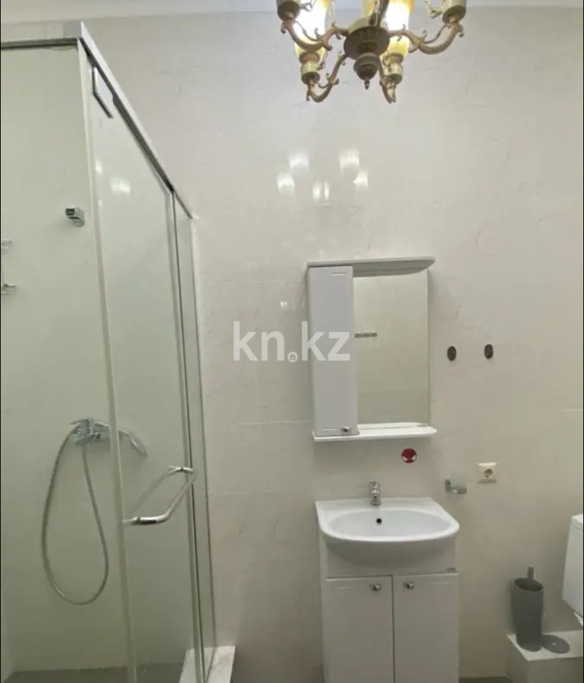 Аренда 4-комнатной квартиры, 180 м², пр. Мангилик Ел, дом  28 в Астане - фото 14