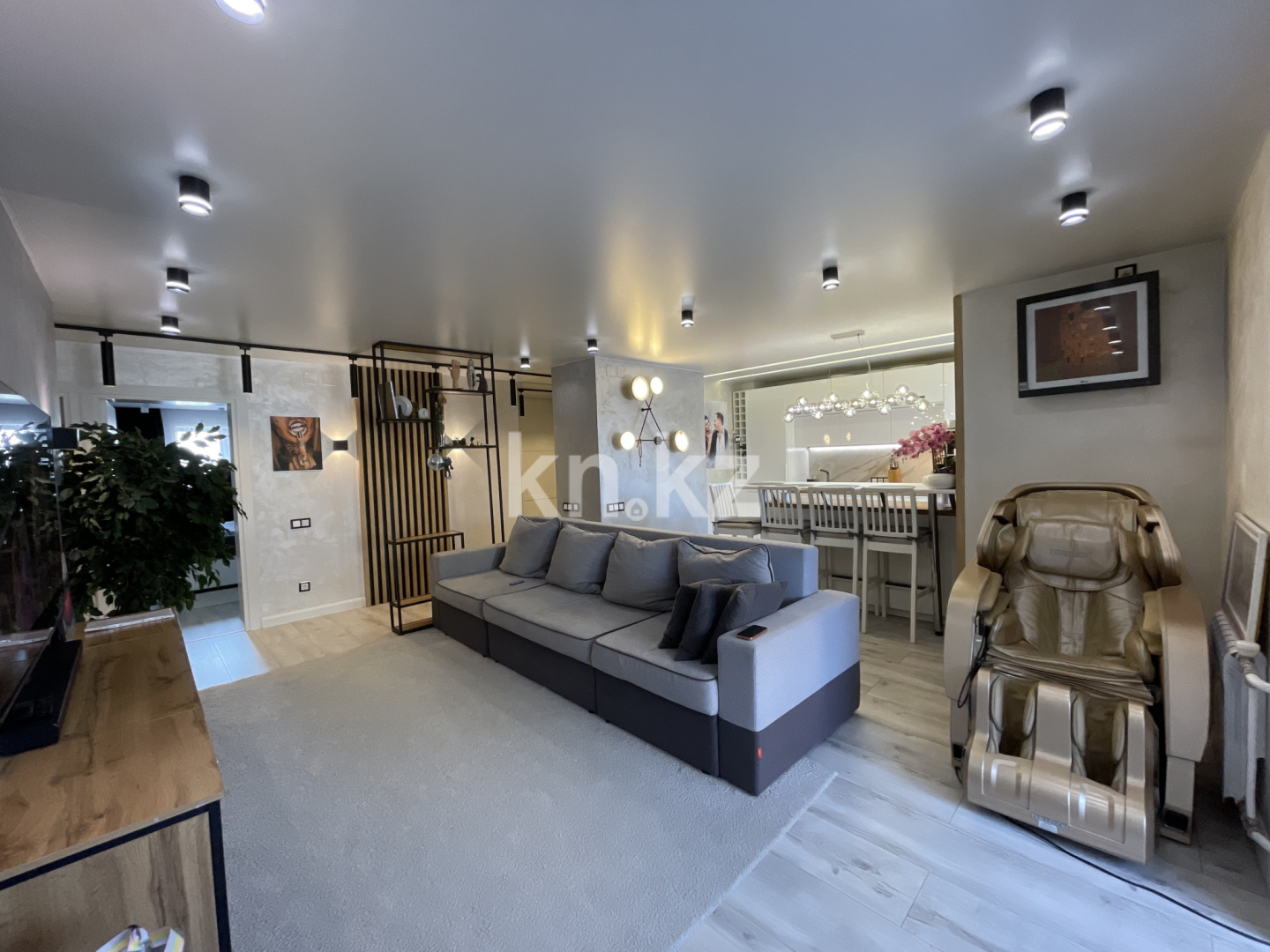 Продажа 3-комнатной квартиры, 80 м² в Усть-Каменогорске