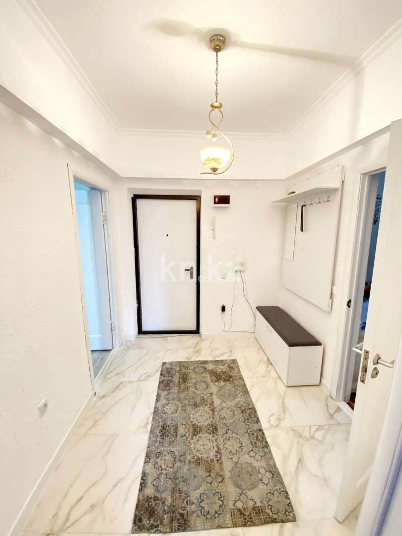 Аренда 1-комнатной квартиры посуточно, 52 м², Алмагуль мкр-н, дом  9 в Атырау - фото 7