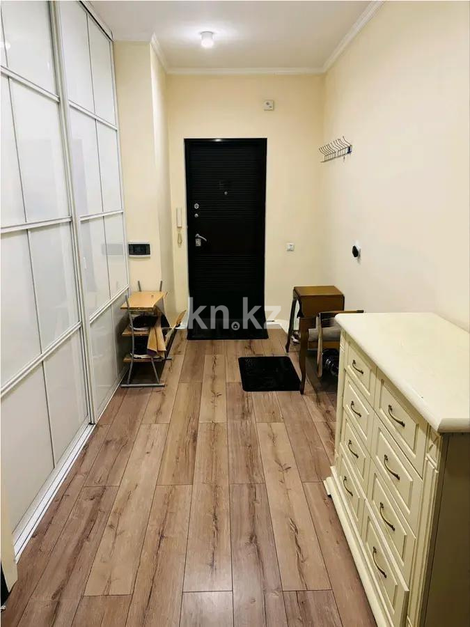 Продажа 2-комнатной квартиры, 70 м², мкр-н Акбулак, дом  7 в Алматы - фото 6