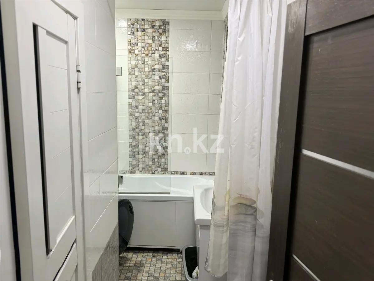 Продажа 3-комнатной квартиры, 77 м², мкр-н Аксай-5, дом  5 в Алматы - фото 5