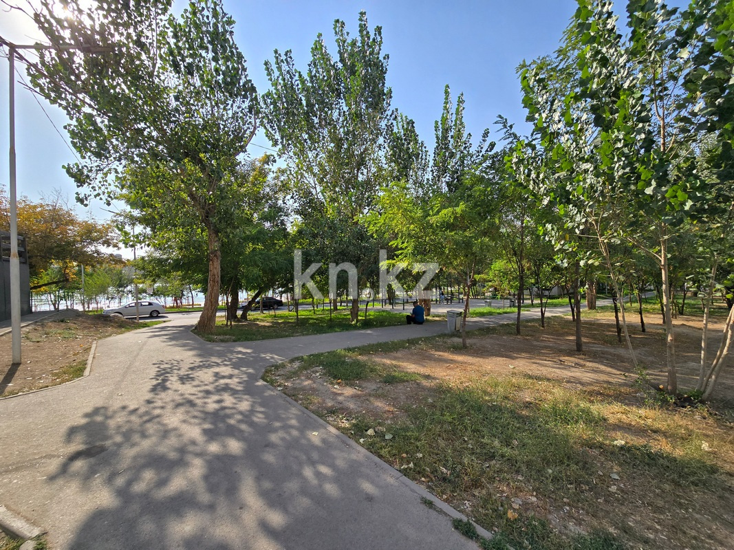 Продажа 2-комнатной квартиры, 65 м² в Алматы - фото 21