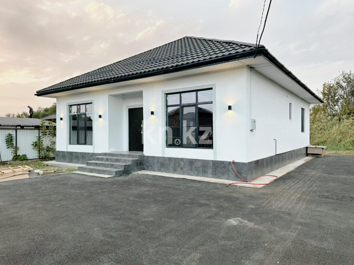 Продажа 4-комнатного дома, 128 м² в Алматы