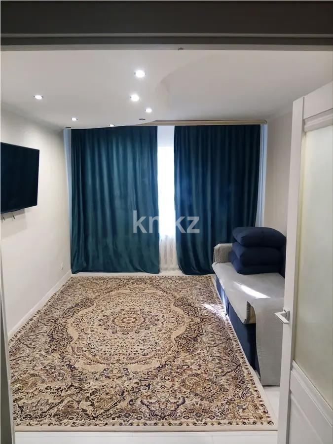 Продажа 2-комнатной квартиры, 50.6 м², пр. Абылай хана, дом  26/1 в Астане