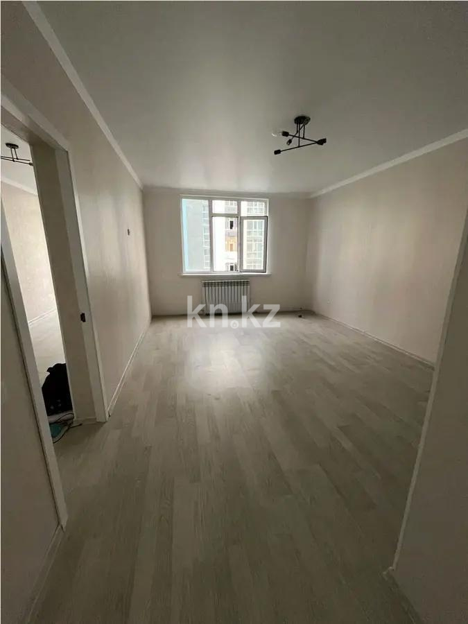 Продажа 1-комнатной квартиры, 39 м², ул. Жолымбет, дом  42/5 в Алматы