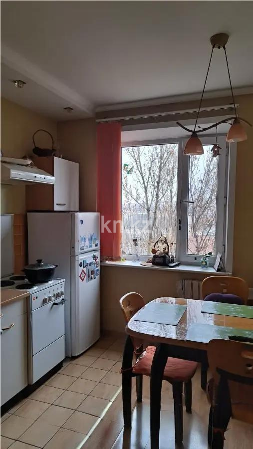 Продажа 3-комнатной квартиры, 61 м², мкр-н Степной-1, дом  7/46 в Караганде - фото 4