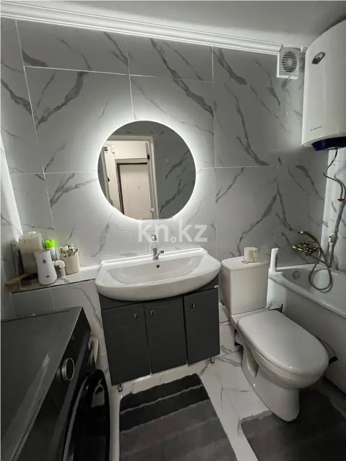 Продажа 3-комнатной квартиры, 47 м², ул. Ишимская, дом  70 в Караганде - фото 5