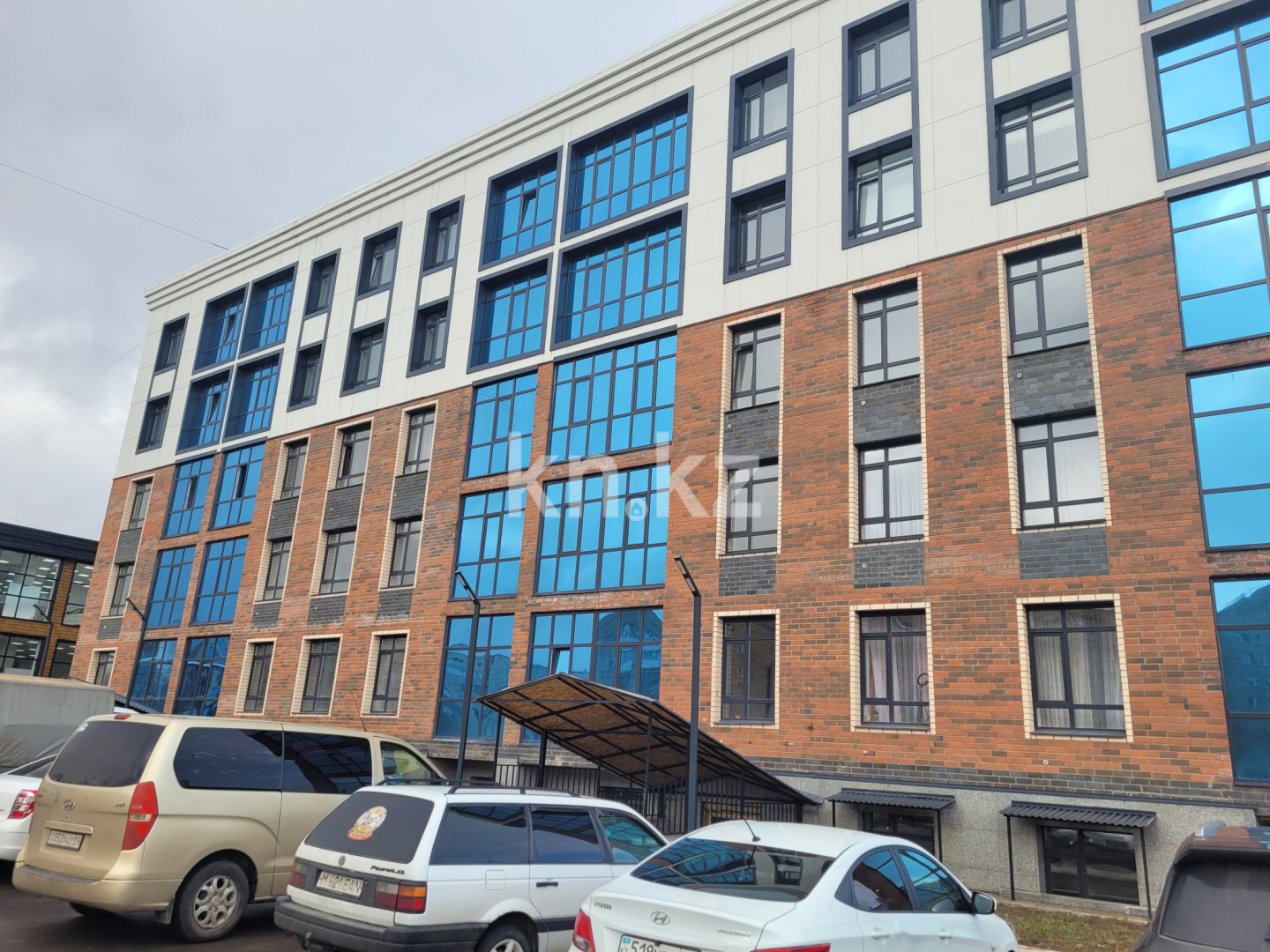 Продажа , 340 м², ул. Гапеева в Караганде - фото 2