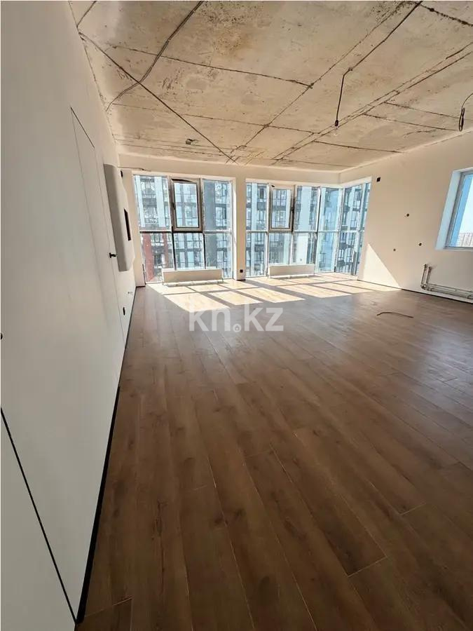 Продажа 4-комнатной квартиры, 100 м², пр. Абая, дом  160/1 в Алматы