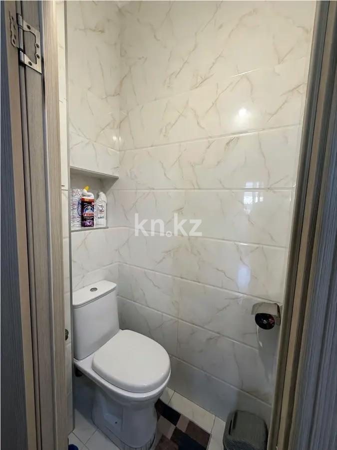 Продажа 2-комнатной квартиры, 56 м², мкр-н Аксай-5, дом  12 в Алматы - фото 4