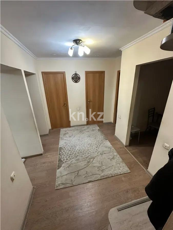 Продажа 3-комнатной квартиры, 69 м², ул. Жекибаева, дом  133/2 в Караганде - фото 5