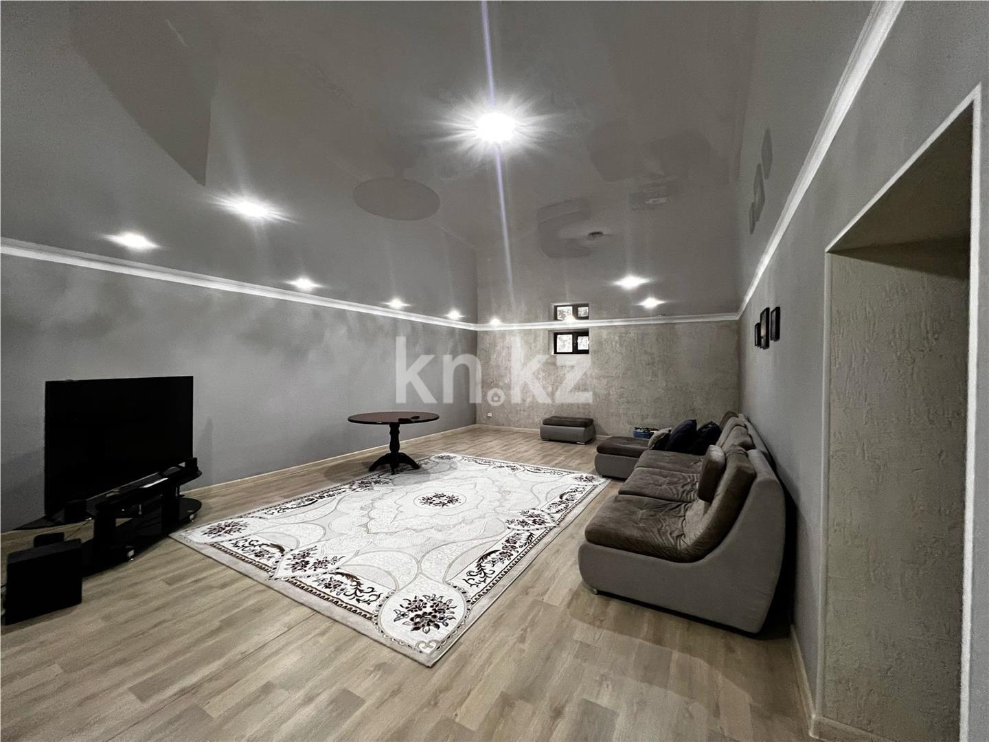 Продажа 7-комнатного дома, 320 м² в Караганде - фото 25