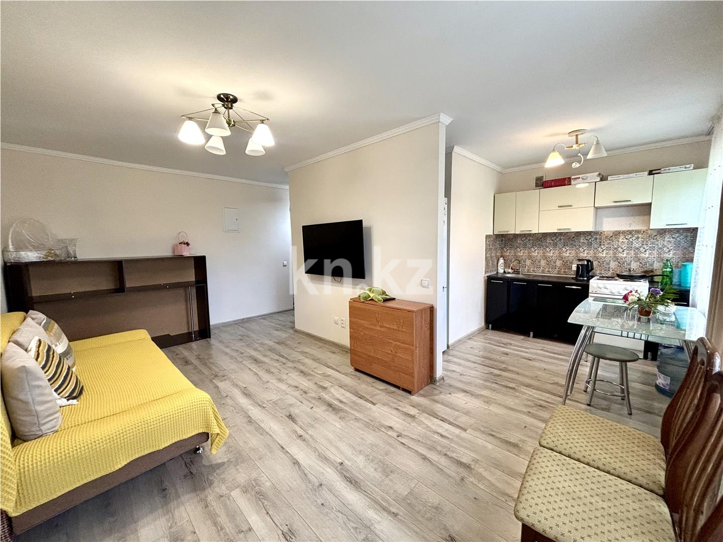 Продажа 2-комнатной квартиры, 41 м², ул. Ермекова в Караганде - фото 2