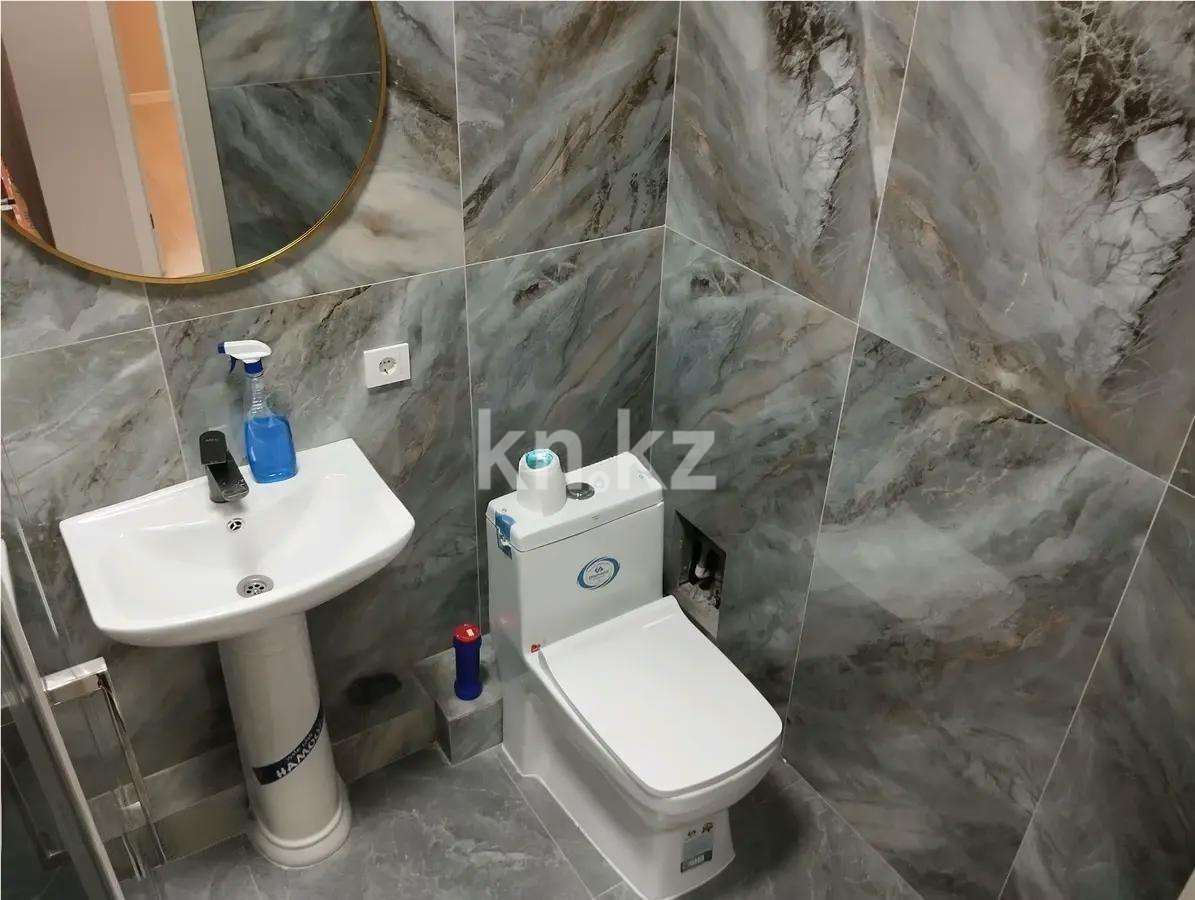 Продажа 1-комнатной квартиры, 40 м², ул. Ашимова, дом  1/5б в Алматы - фото 3