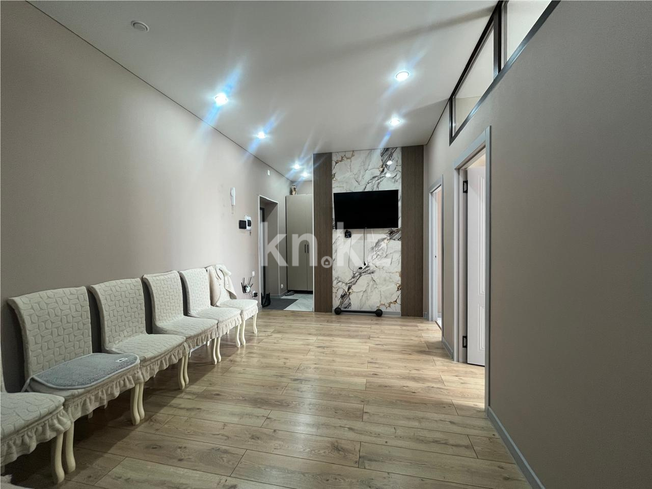 Продажа 1-комнатной квартиры, 46 м², ул. Университетская, дом  28/19 в Караганде