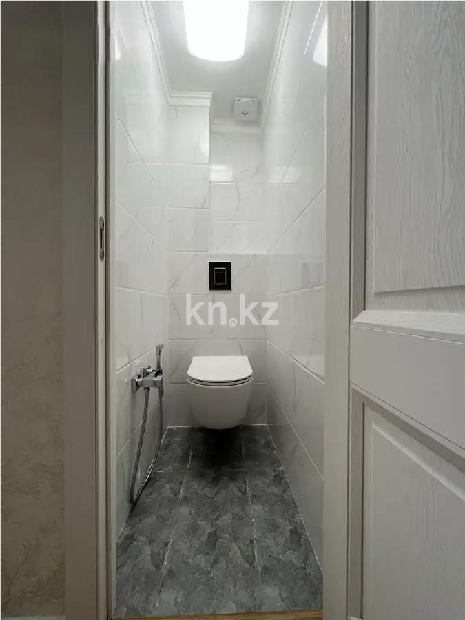 Продажа 4-комнатной квартиры, 73 м², ул. Жандарбекова, дом  169 в Алматы - фото 5