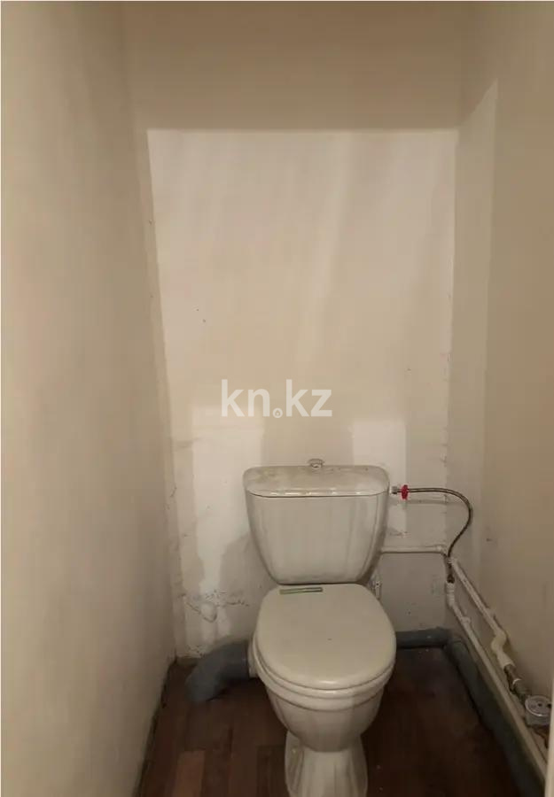 Продажа 2-комнатной квартиры, 45 м², ул. Аманжолова, дом  69 в Караганде - фото 2