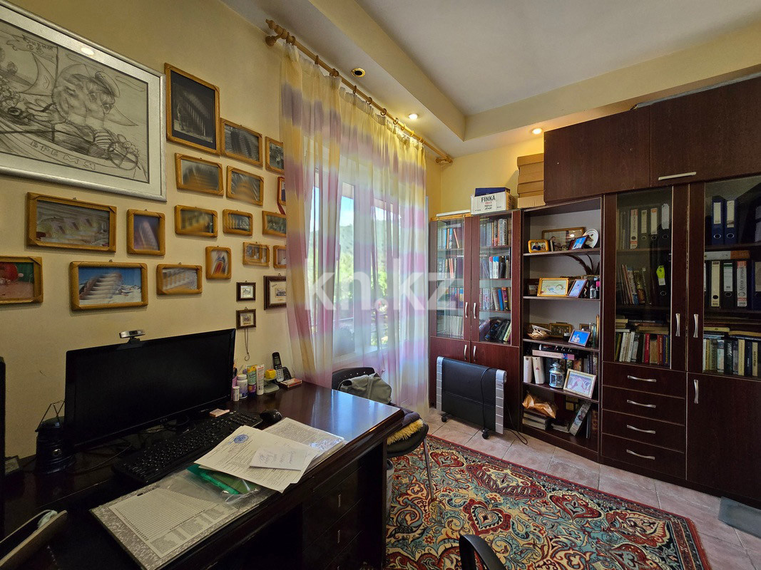 Продажа 5-комнатного дома, 209 м², ул. Ладушкина, дом  173 в Алматы - фото 38