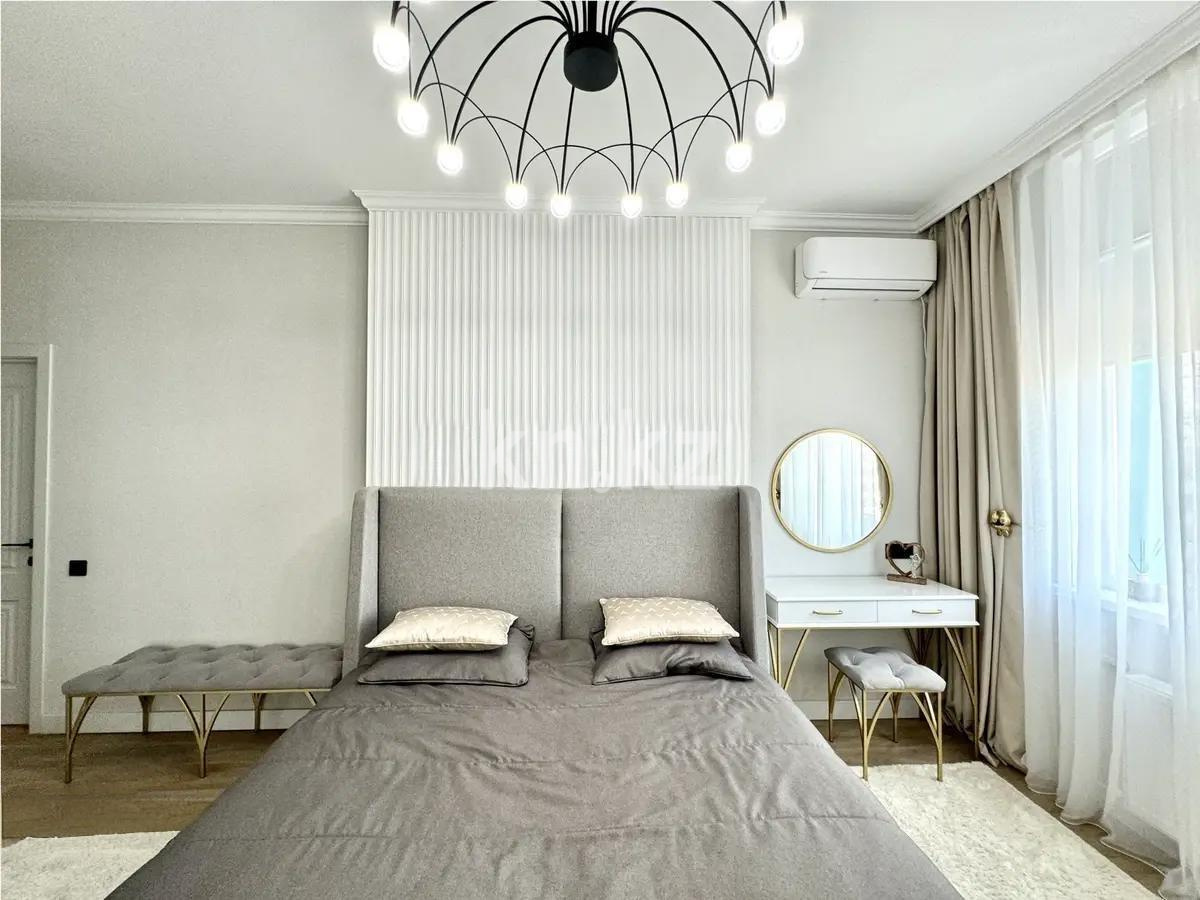 Продажа 4-комнатной квартиры, 120 м², ул. Байтурсынова, дом  16 в Астане - фото 2