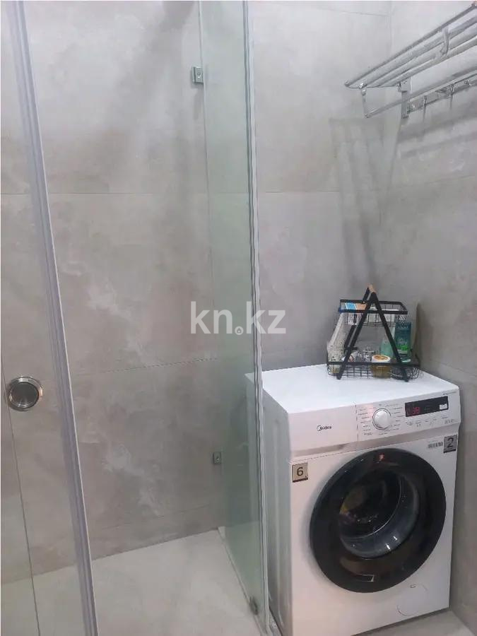 Продажа 2-комнатной квартиры, 49 м², ул. Омарова, дом  1 в Алматы - фото 5