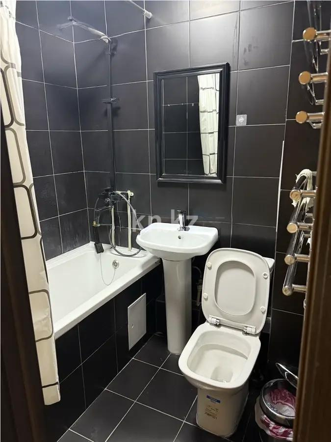 Продажа 2-комнатной квартиры, 42.5 м² в Алматы - фото 3