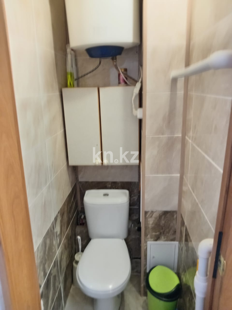 Продажа 4-комнатной квартиры, 76 м², ул. Гапеева, дом  12 в Караганде - фото 4