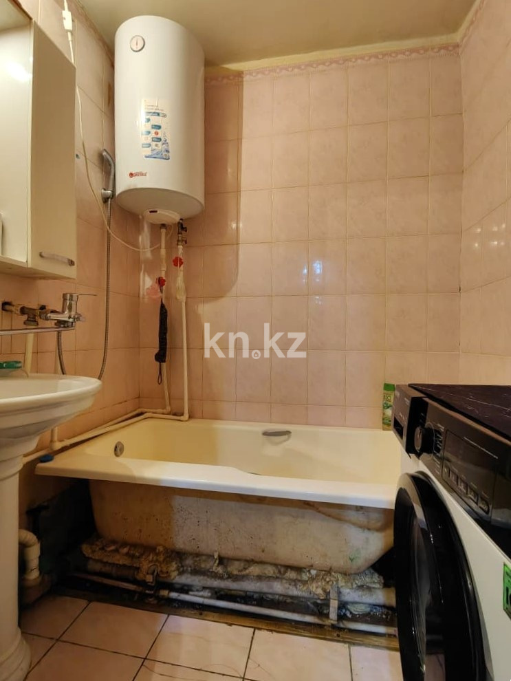 Продажа 1-комнатной квартиры, 41 м² в Караганде - фото 13