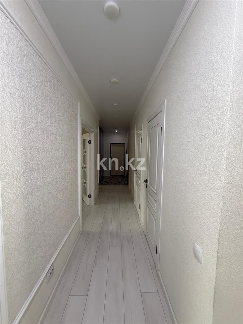 Продажа 3-комнатной квартиры, 80 м², ул. Мухамедханова в Астане - фото 15