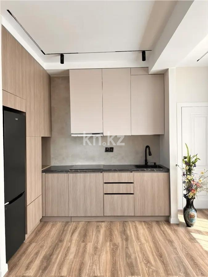 Продажа 2-комнатной квартиры, 62 м², ул. 7-я, дом  142/92 стр в Алматы - фото 2