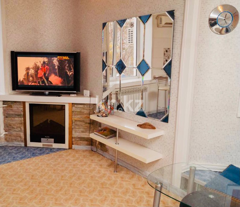 Аренда 1-комнатной квартиры посуточно, 48 м², ул. Ермекова, дом  50 в Караганде - фото 4