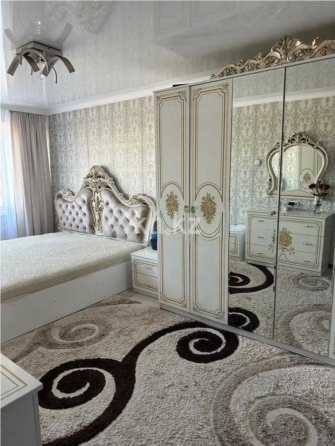 Продажа 3-комнатной квартиры, 63 м², 2 кв-л, дом  18 в Караганде - фото 5