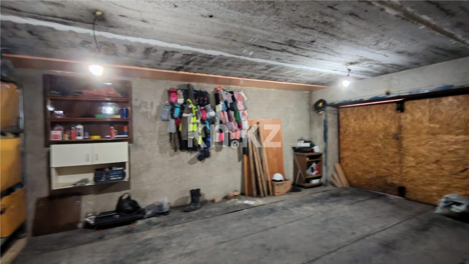 Продажа 7-комнатного дома, 394 м² в Караганде - фото 4