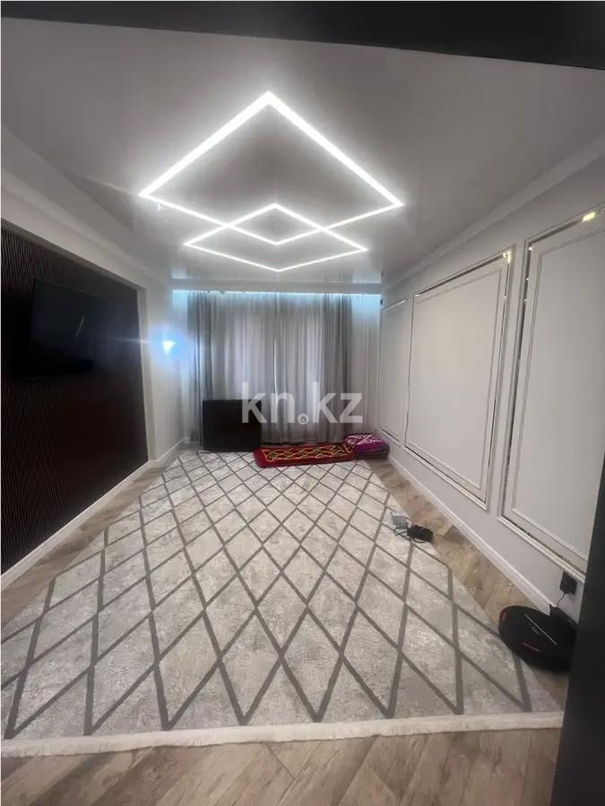 Продажа 2-комнатной квартиры, 65 м² в Алматы