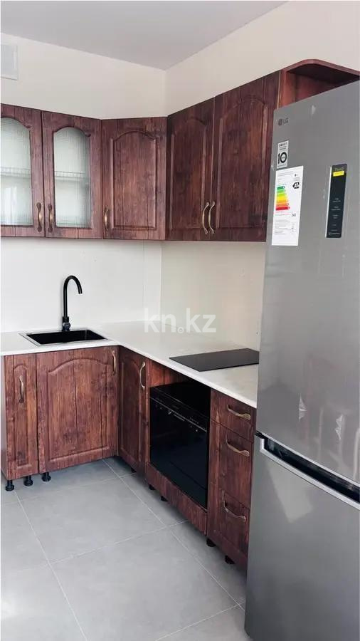 Продажа 1-комнатной квартиры, 40 м², ул. Есенова, дом  160/3 в Алматы - фото 2