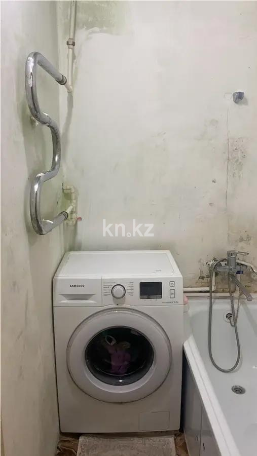 Продажа 2-комнатной квартиры, 44 м², 17 мкр., дом  50 в Караганде - фото 4