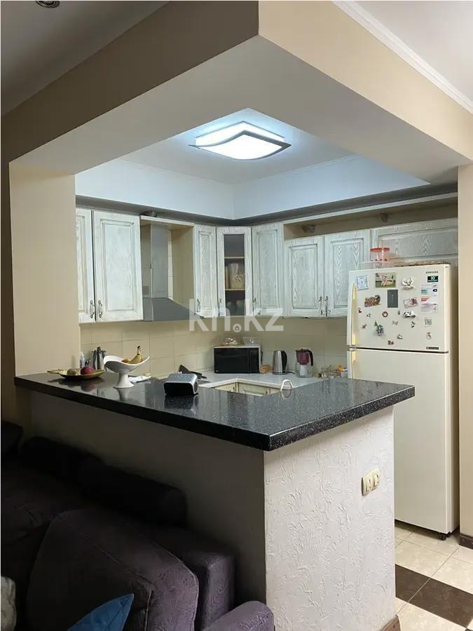 Продажа 4-комнатной квартиры, 145 м², ул. Курмангазы, дом  145 в Алматы - фото 5