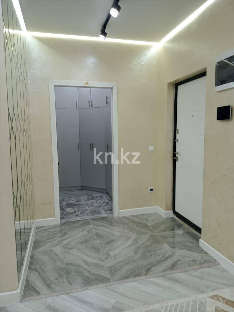 Продажа 4-комнатной квартиры, 140 м², пр. Шахтеров в Караганде - фото 32