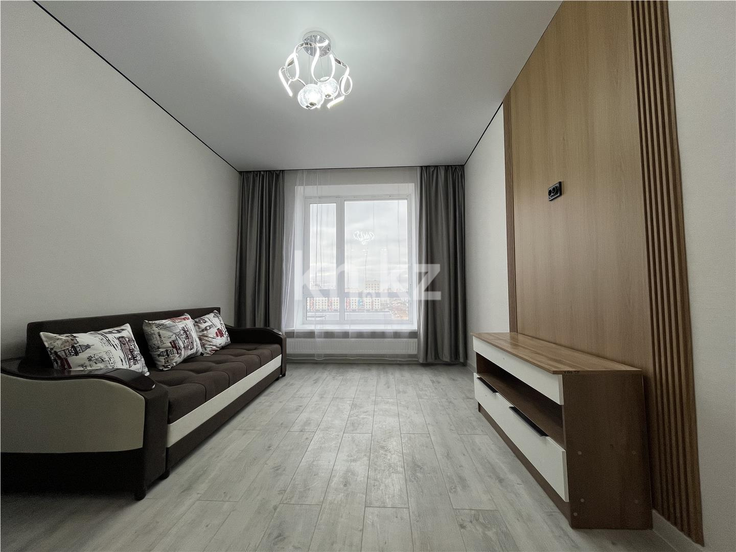 Продажа 2-комнатной квартиры, 45 м², ул. Туркестан в Астане - фото 4
