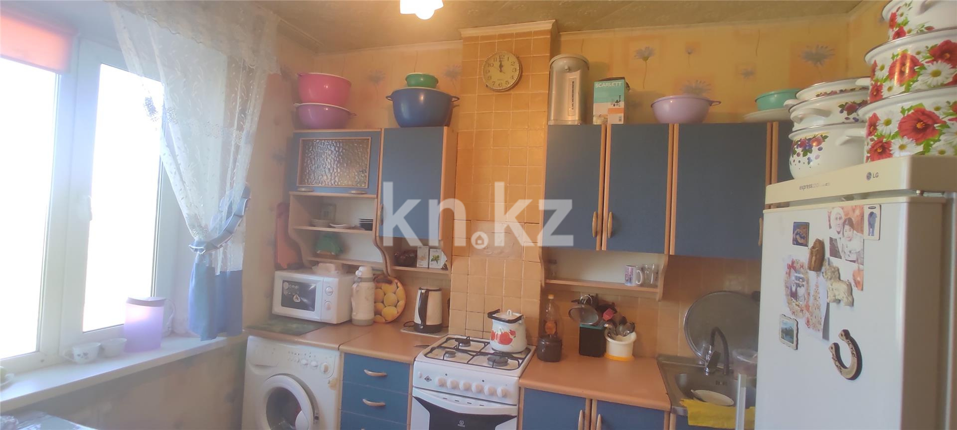 Продажа 4-комнатной квартиры, 81 м², ул. Рыскулова в Караганде - фото 8