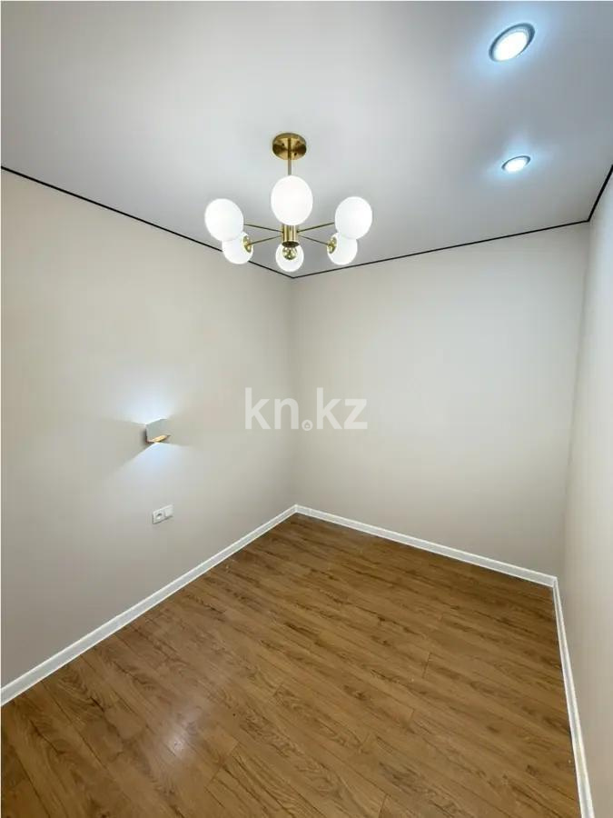 Продажа 2-комнатной квартиры, 50 м², ул. Толе би, дом  285/8 в Алматы - фото 2