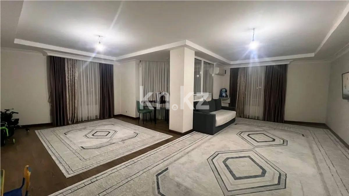 Продажа 5-комнатной квартиры, 210.6 м² в Астане
