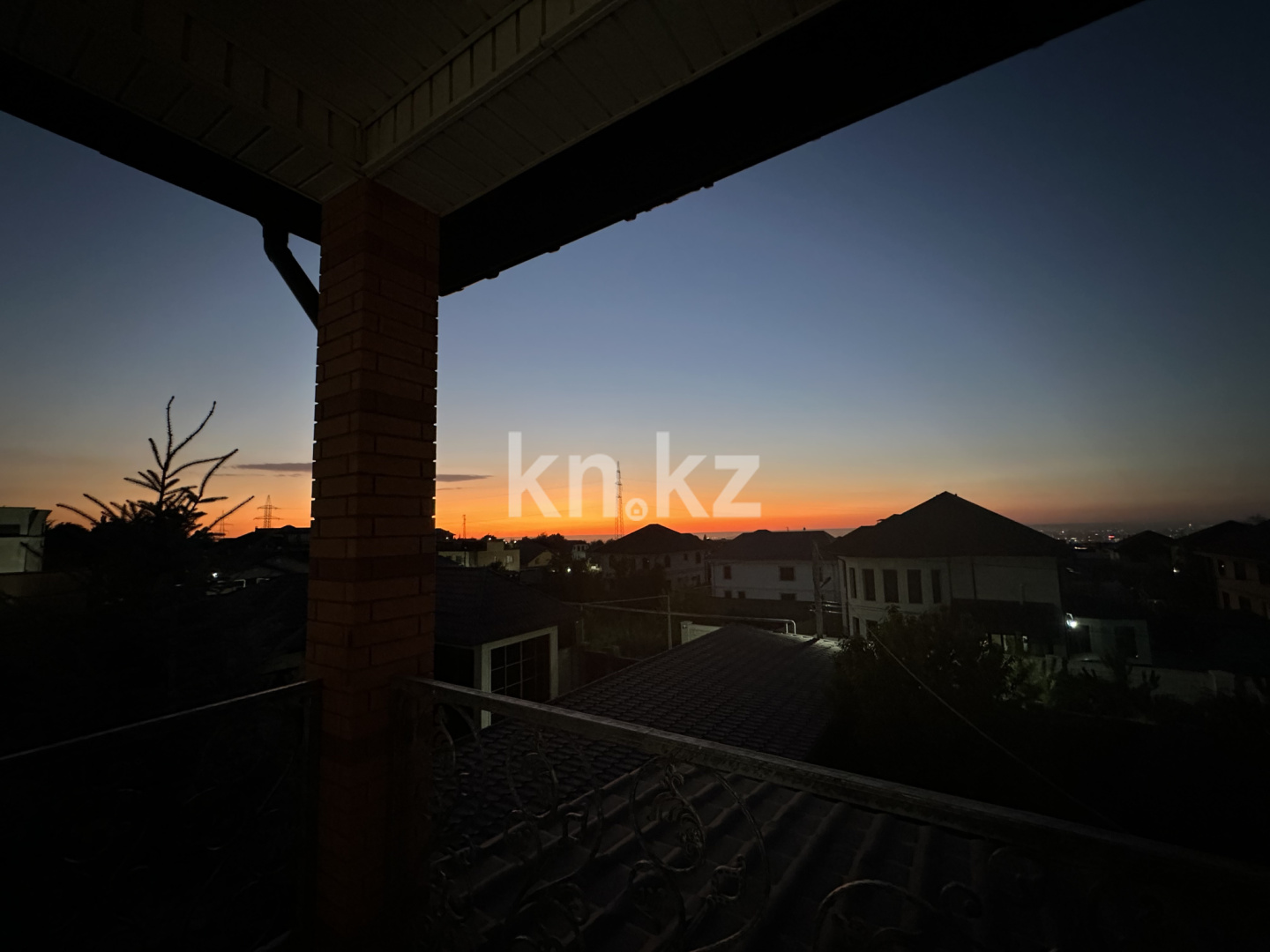 Продажа 8-комнатного дома, 367.3 м², ул. 22-я в Алматы - фото 33