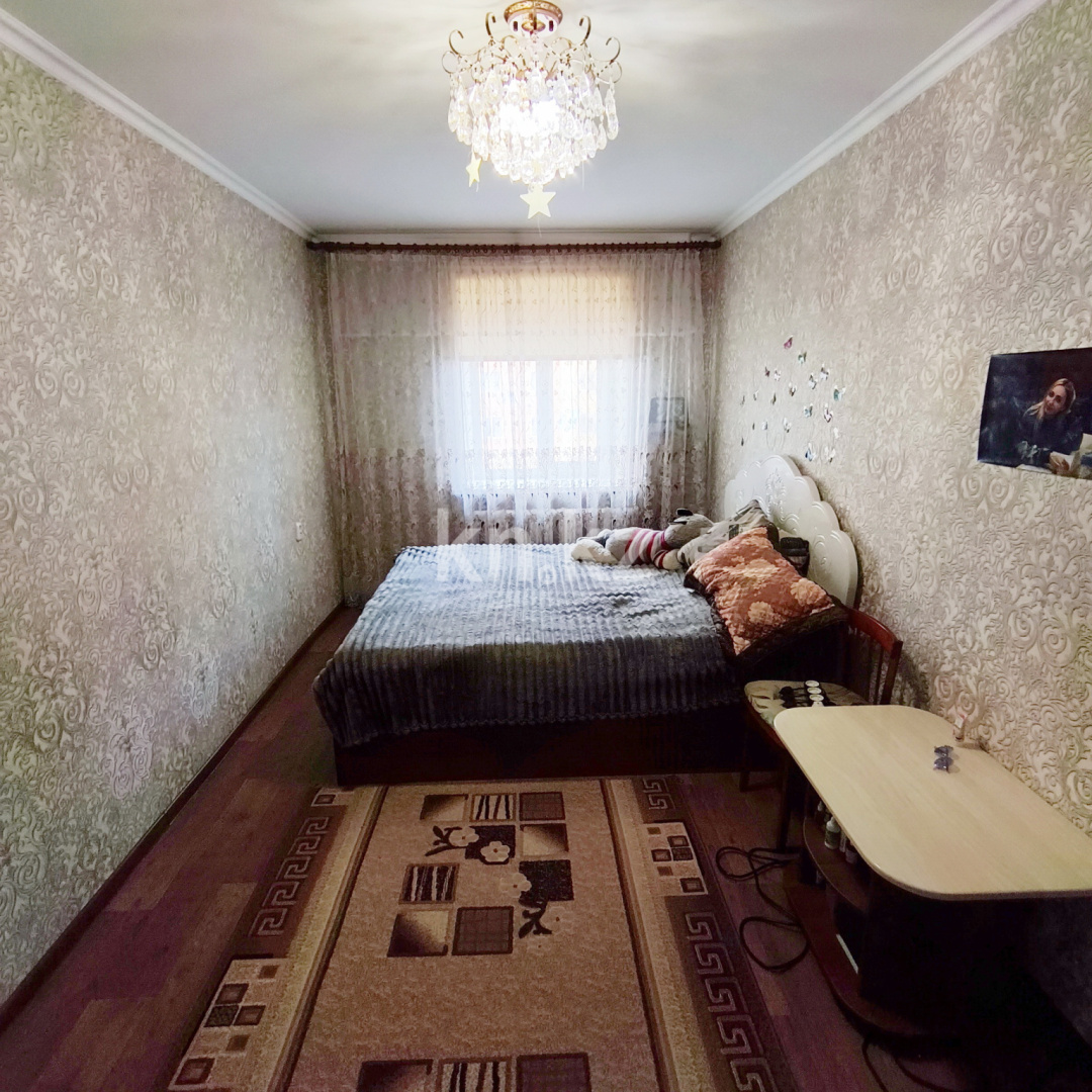 Продажа 4-комнатной квартиры, 74.6 м², ул. Гоголя, дом  51/1 в Караганде - фото 4