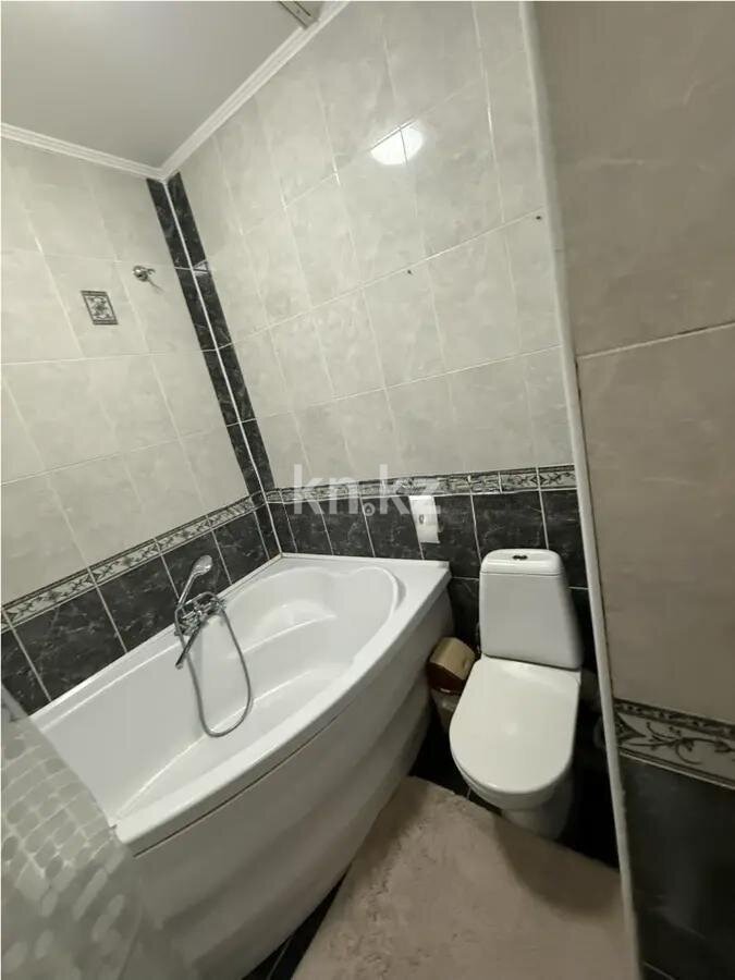 Продажа 2-комнатной квартиры, 70 м² в Алматы - фото 4